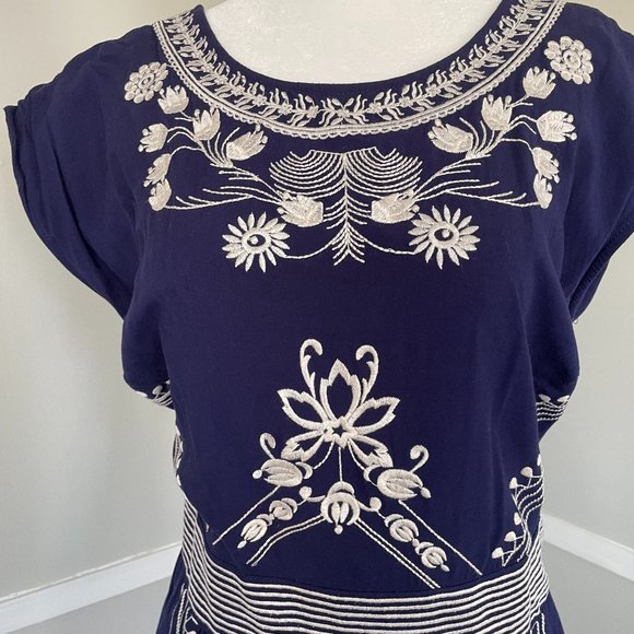 Alya Navy and Ivory Embroidered Dress - Picture 3 of 8